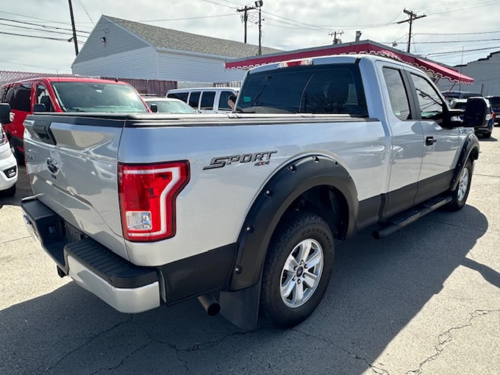 2017 SILVER /Gray Ford F-150 XL Plus (1FTEX1EP7HK) with an 2.7 EcoBoost engine, Automatic transmission, located at 3200 1st Avenue North, Billings, MT, 59101, (406) 245-9055, 45.779270, -108.510742 - Super Sharp and Low Mileage Local Trade-In! Power Windows, Power Door Locks, Tilt Steering, Cruise Control, Sport Exterior Trim Enhancement Package, Wheels, Tow, Tonneau Cover, Automatic Transmission, Air Conditioning, Fold Down Front Seat Center Console, Remote Start and Only 58,800 Miles. CarFax - Photo #4